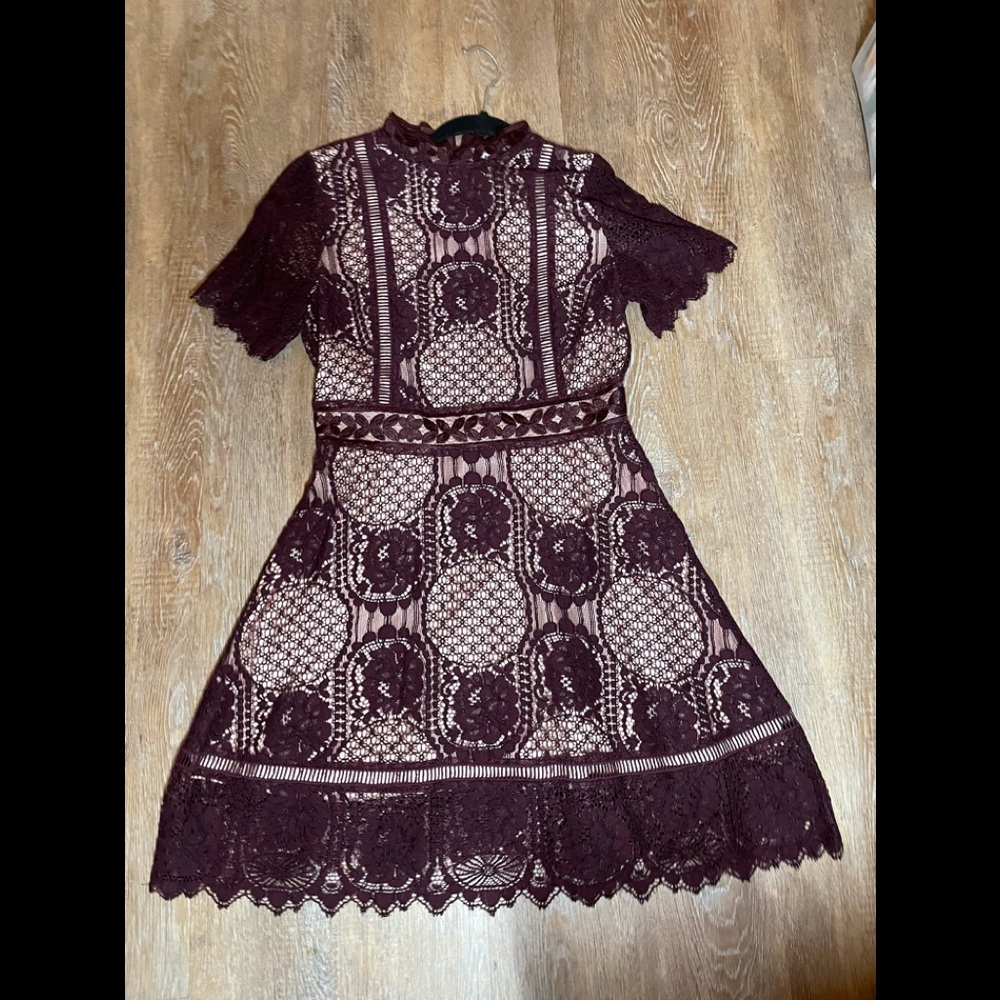BB Dakota midi dress NWT
